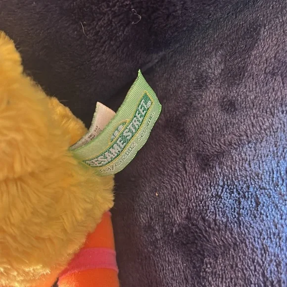 Big Bird plush toy from Sesame Street. - Picture 4 of 4